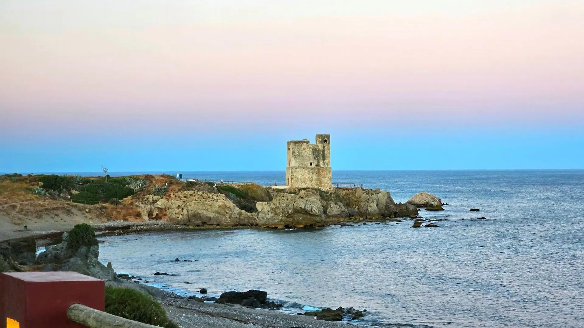 Casares Del Mar Luxury Beach Apartment Spain